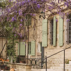 Auberge De La Treille - D'hotes Avignon