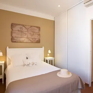 15-cours-massena.fr-provencehotel.com/