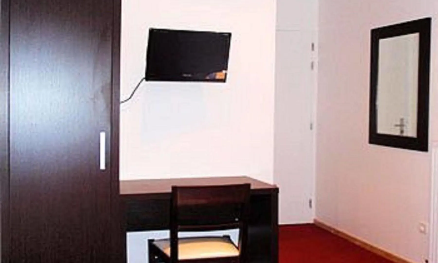 Hotel Luxelthe Parigi